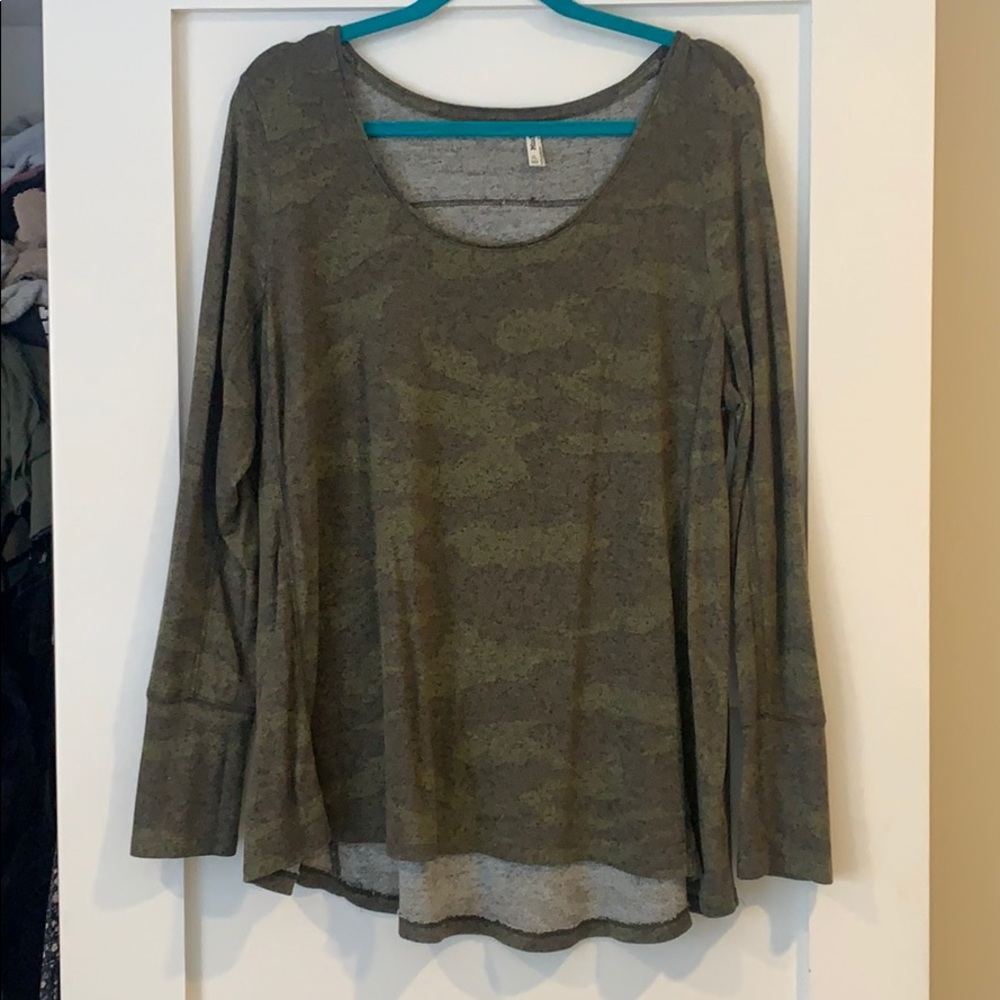 Cute green camo shirt!